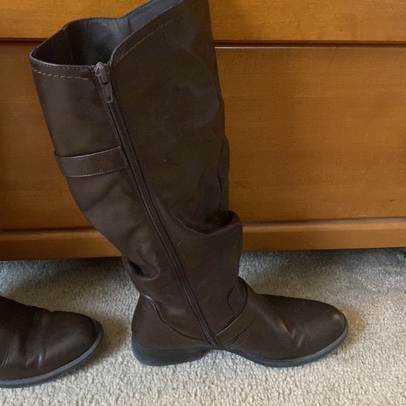 Brown Riding Boots - Picture 4 of 6